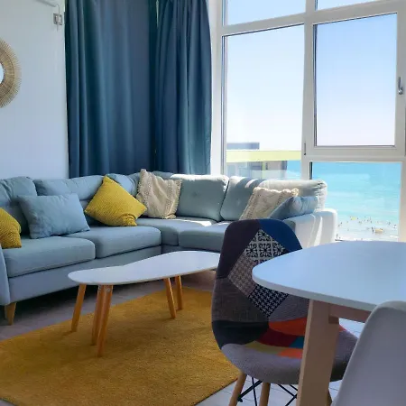 Sunshine Place Pool & Mamaia Nord شقة Năvodari