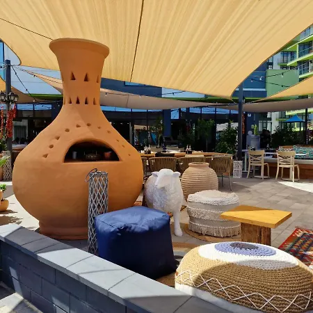 شقة Sunshine Place Pool & Mamaia Nord Năvodari