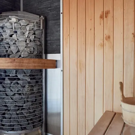 Sunshine Place Pool & Mamaia Nord 3* Năvodari