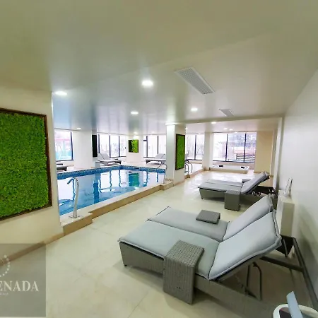 Sunshine Place Pool & Mamaia Nord 3* Năvodari