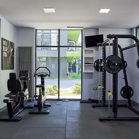 Sunshine Place Pool & Mamaia Nord