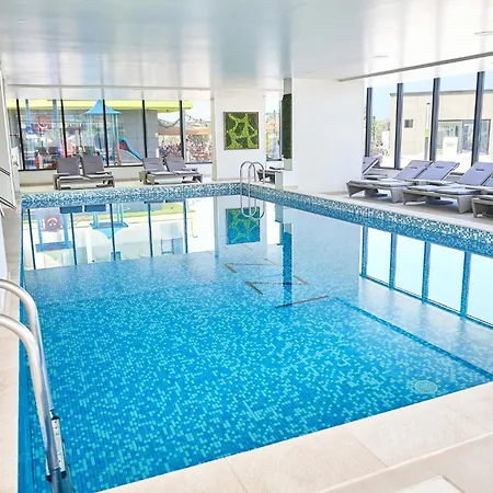 Sunshine Place Pool & Mamaia Nord Apartmán Năvodari