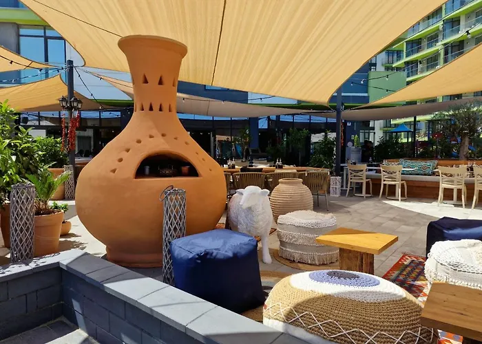 Appartamento Sunshine Place Pool & Mamaia Nord Năvodari