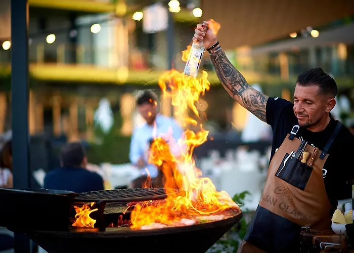 Sunshine Place Pool & Mamaia Nord 3* Năvodari