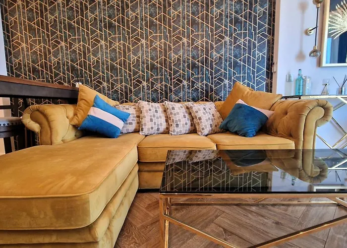 Sunshine Place Pool & Mamaia Nord