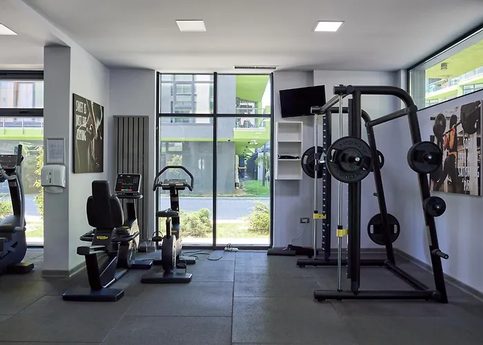 Sunshine Place Pool & Mamaia Nord