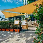 Apartment Sunshine Place Pool & Mamaia Nord