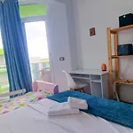 Sunshine Place Pool & Mamaia Nord 3* Navodari