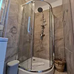 Sunshine Place Pool & Mamaia Nord 3*
