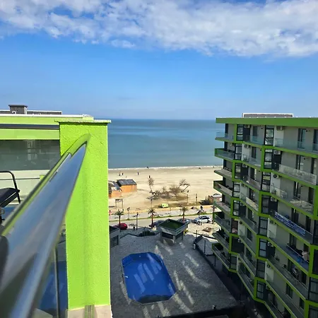Sunshine Place Pool & Mamaia Nord