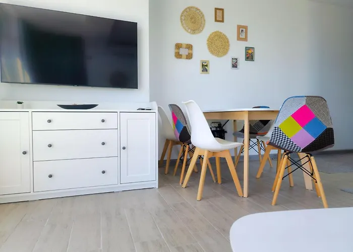 Sunshine Place Pool & Mamaia Nord 3* Năvodari