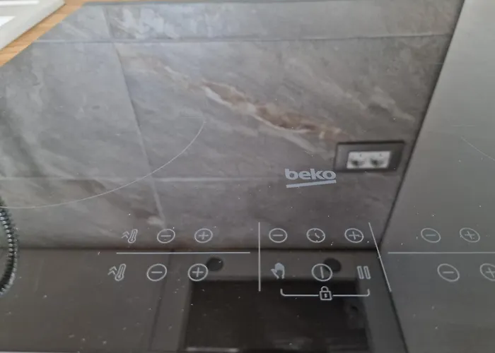 Sunshine Place Pool & Mamaia Nord