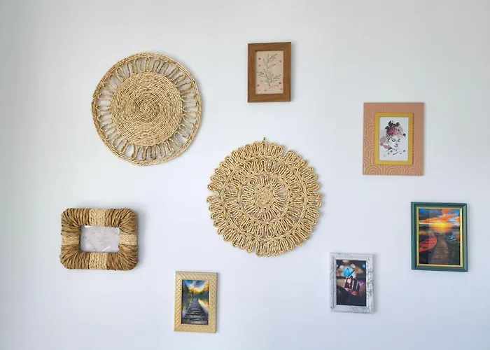 Sunshine Place Pool & Mamaia Nord Apartman 3*