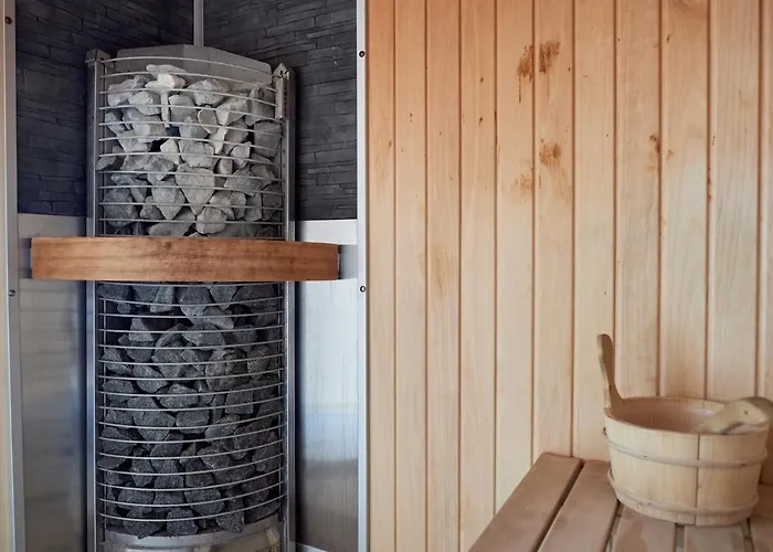 Sunshine Place Pool & Mamaia Nord 3* Năvodari