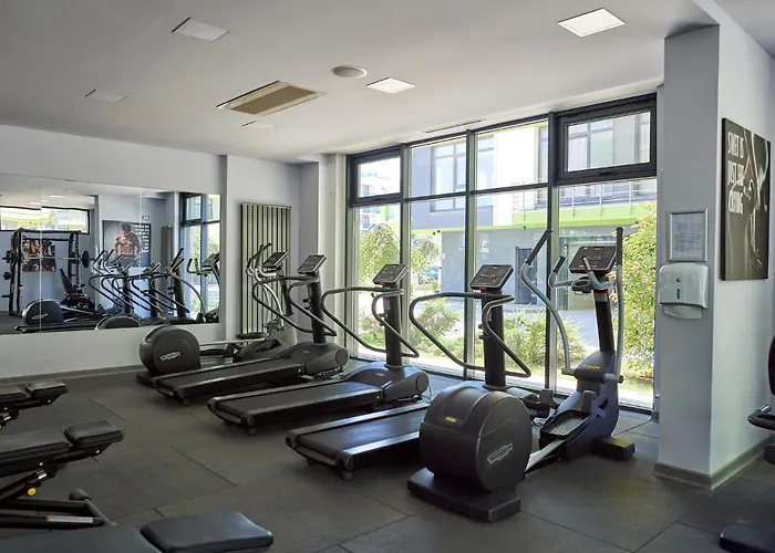 Apartman Sunshine Place Pool & Mamaia Nord 3*