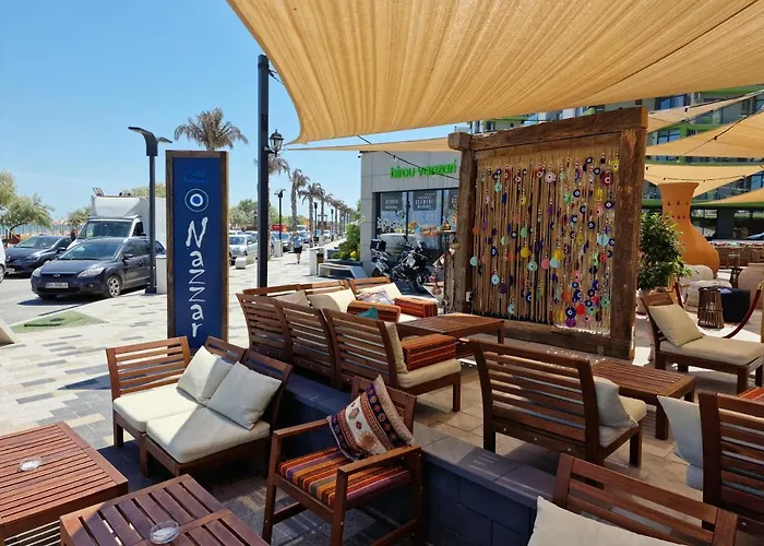 Sunshine Place Pool & Mamaia Nord 3* Năvodari